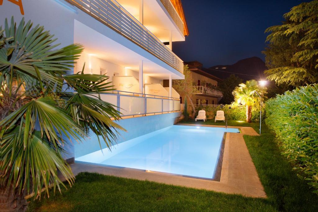 Hotel Jardis (Adults Only) Лана Экстерьер фото